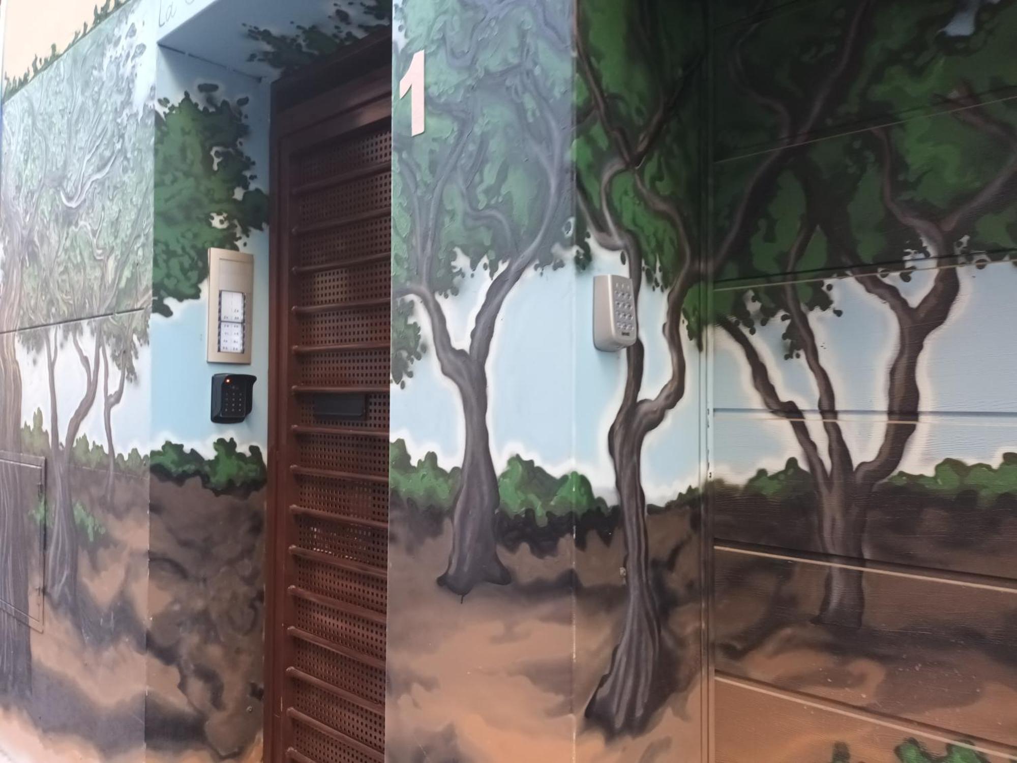 アルカラ・デ・エナレスLa Casona Del Eboniアパートメント エクステリア 写真